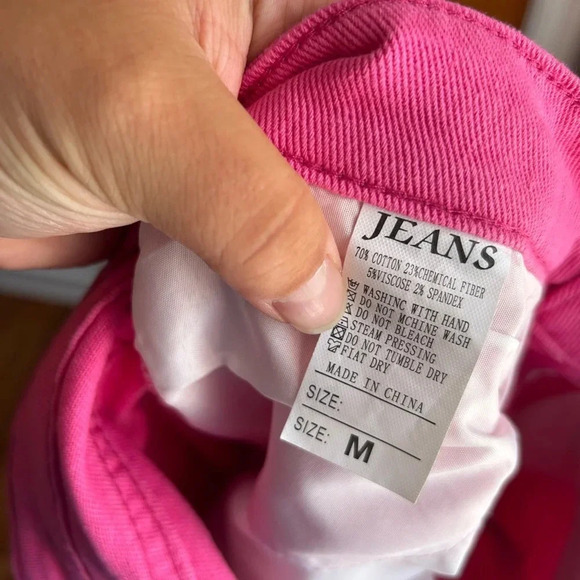 NWOT UNBRANDED HOT PINK BARBIECORE STRAIGHT LEG JEANS - Picture 3 of 3